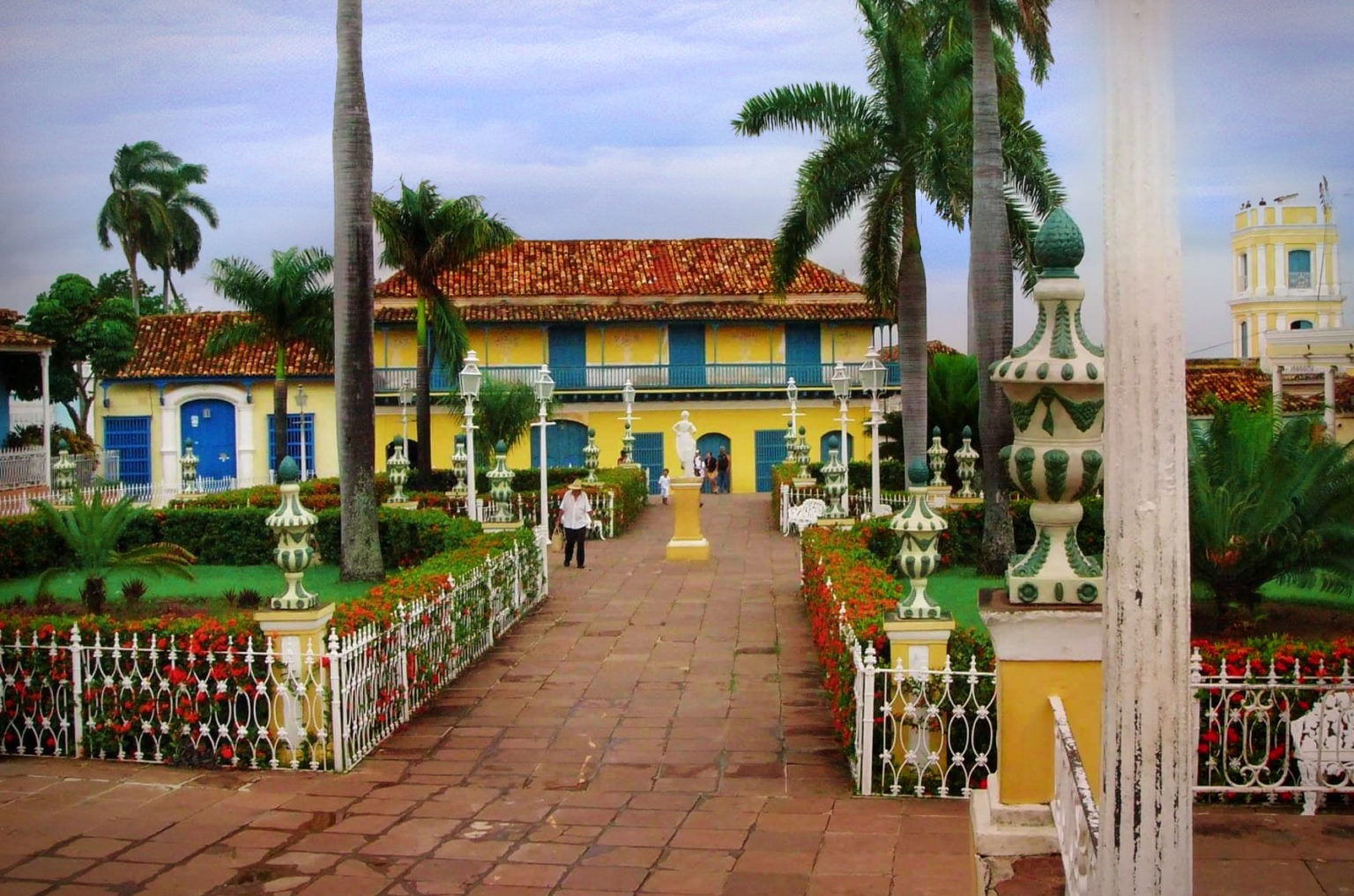 tour guide in trinidad cuba